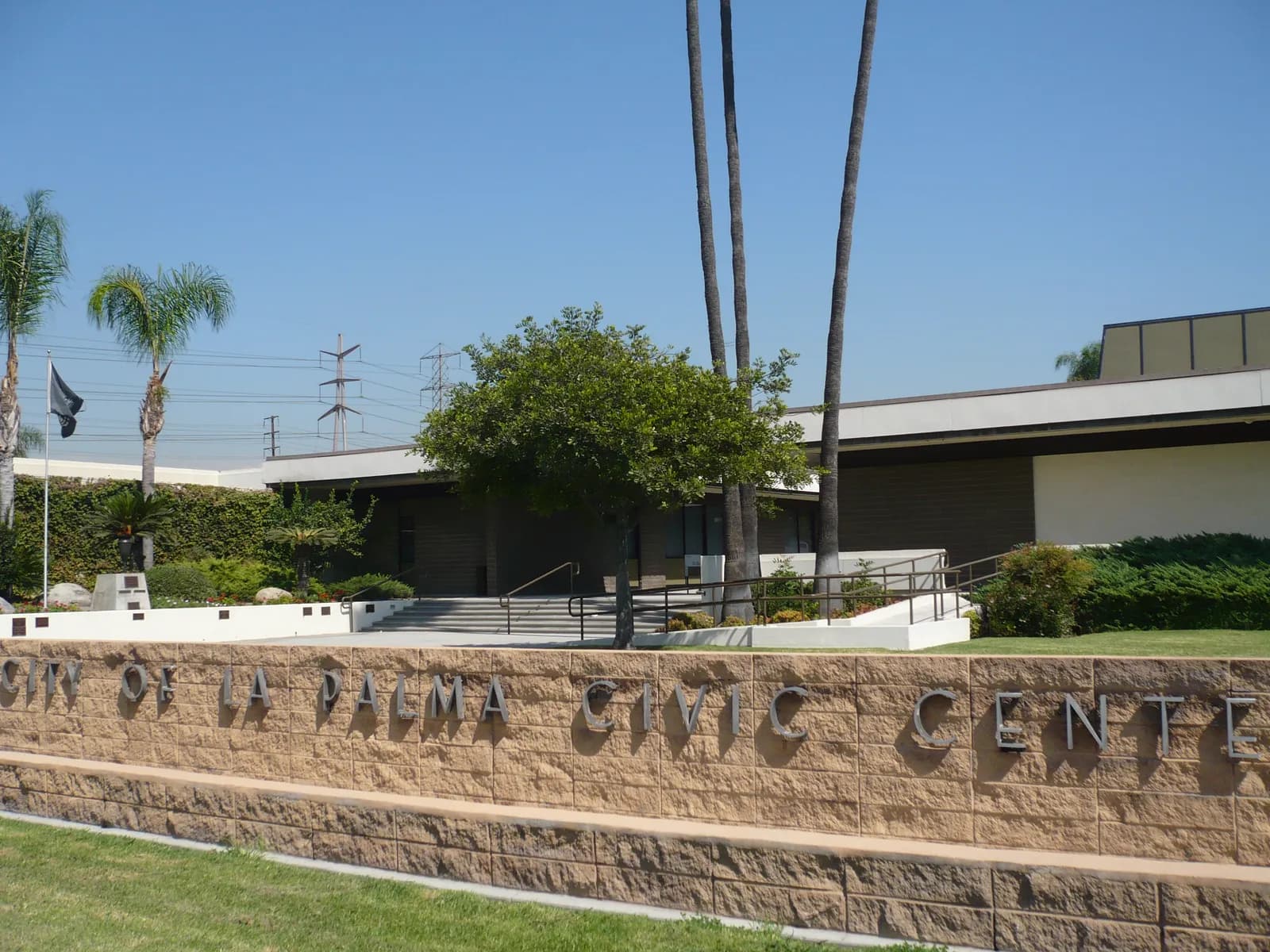 La Palma Civic Center under palm trees